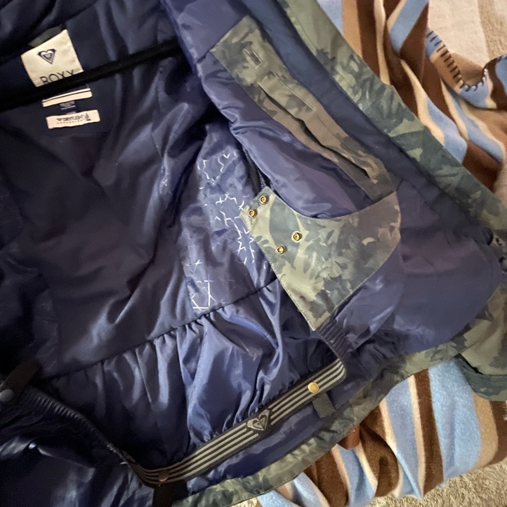 Snow jacket - Picture 8 of 14